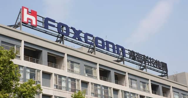 Foxconn Mematikan Sementara Pabrik Manufakturnya di Shenzhen